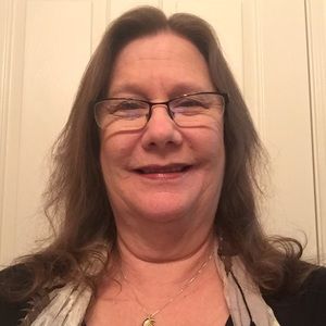 Meet your Posher, Traci